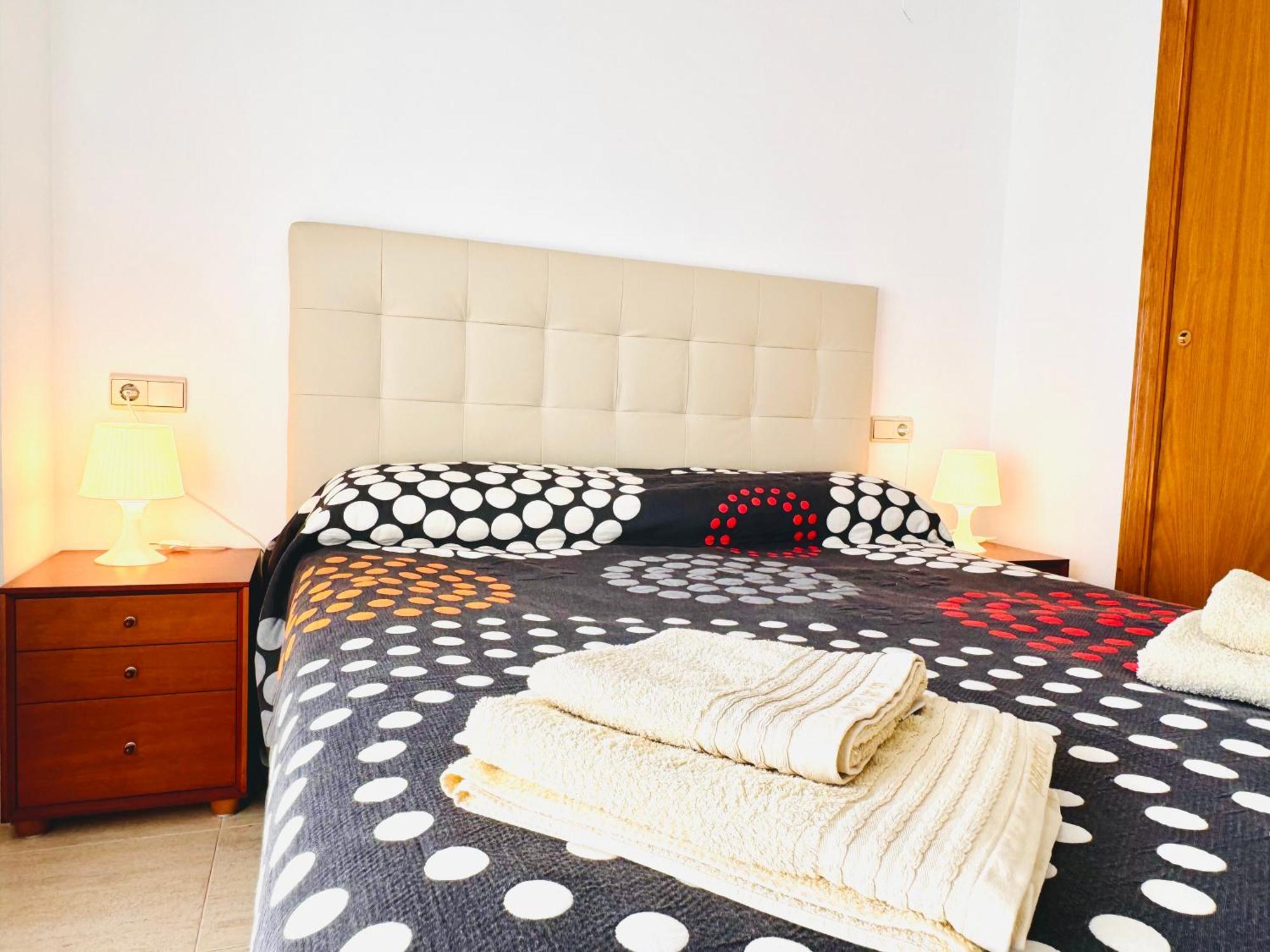 .apartamento 1a Linea De Playa + Piscina + Parking